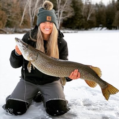 Зимен Риболов на лед в България